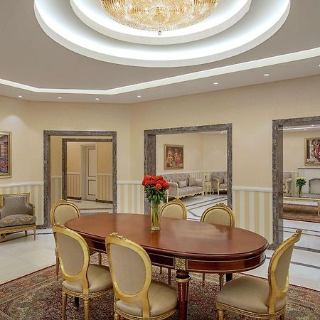 Hilton Hurghada Plaza Hotel Exterior photo