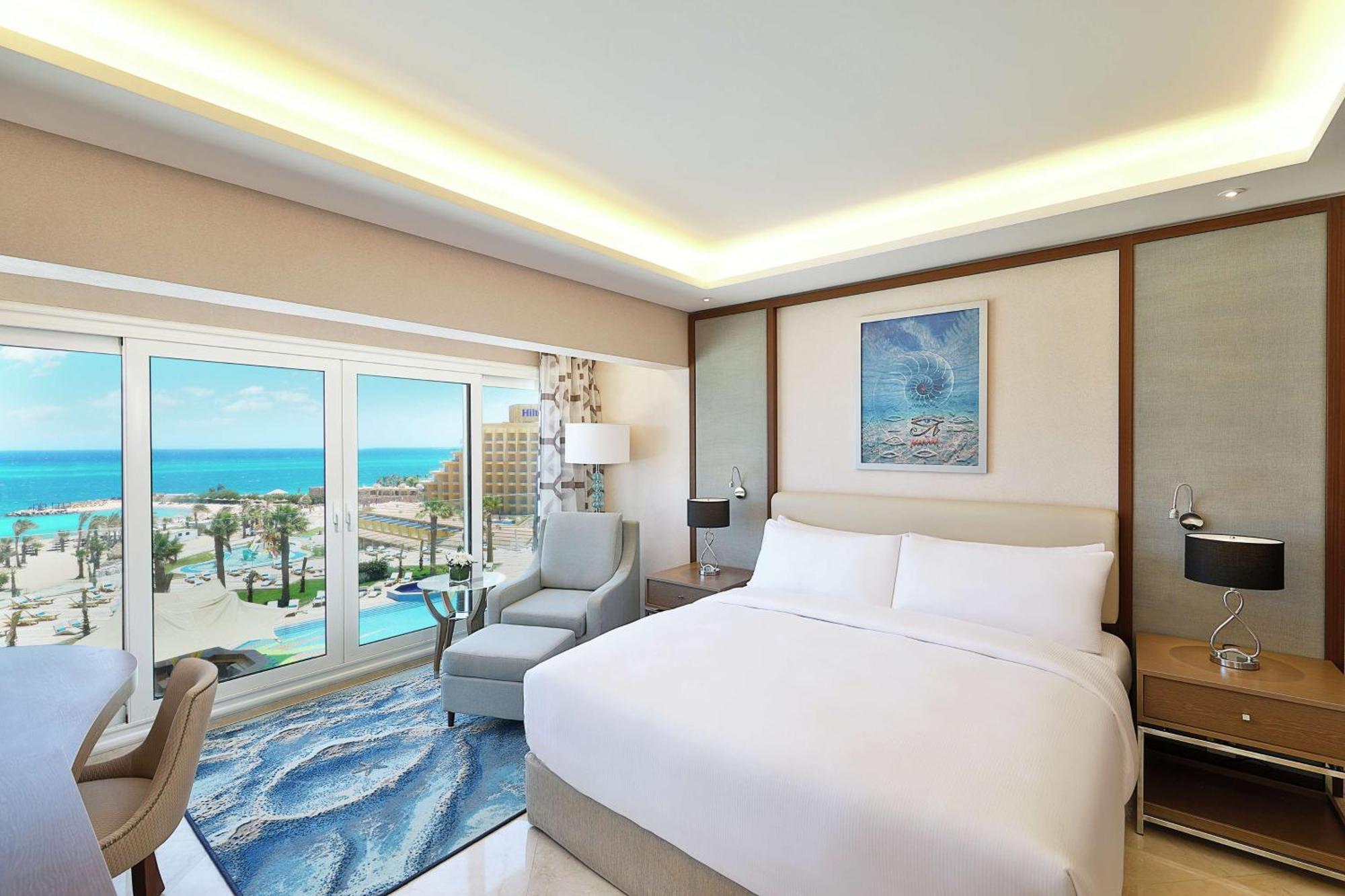 Hilton Hurghada Plaza Hotel Exterior photo