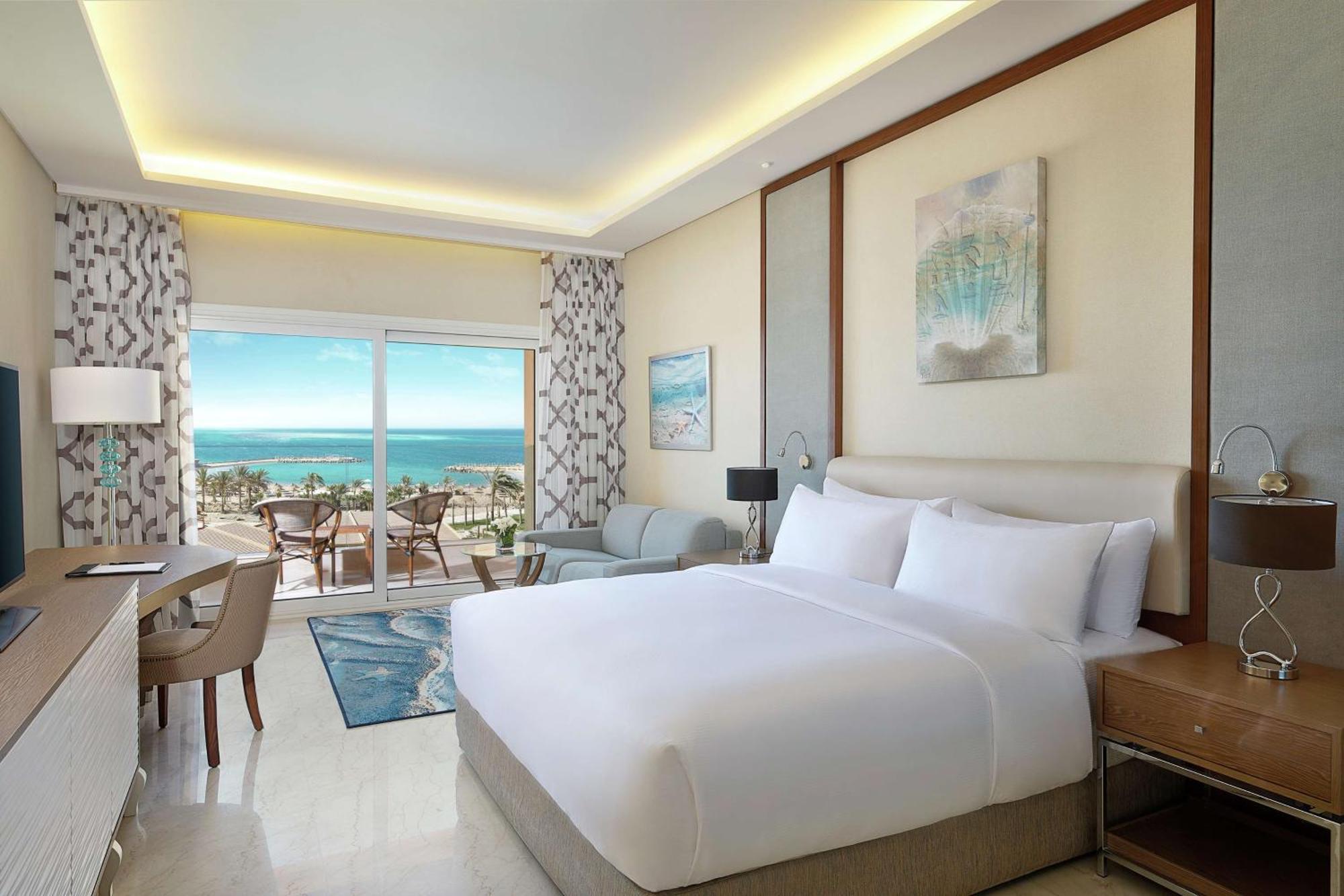 Hilton Hurghada Plaza Hotel Exterior photo