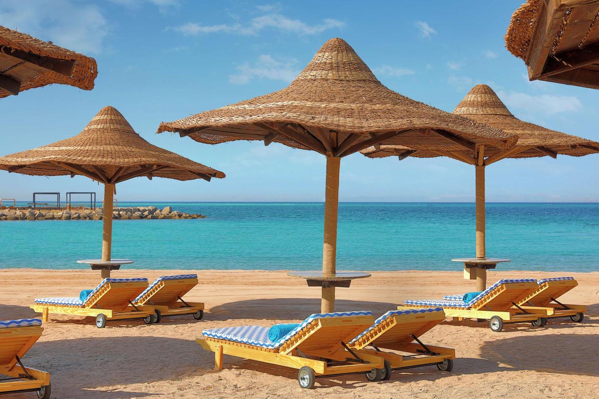 Hilton Hurghada Plaza Hotel Exterior photo