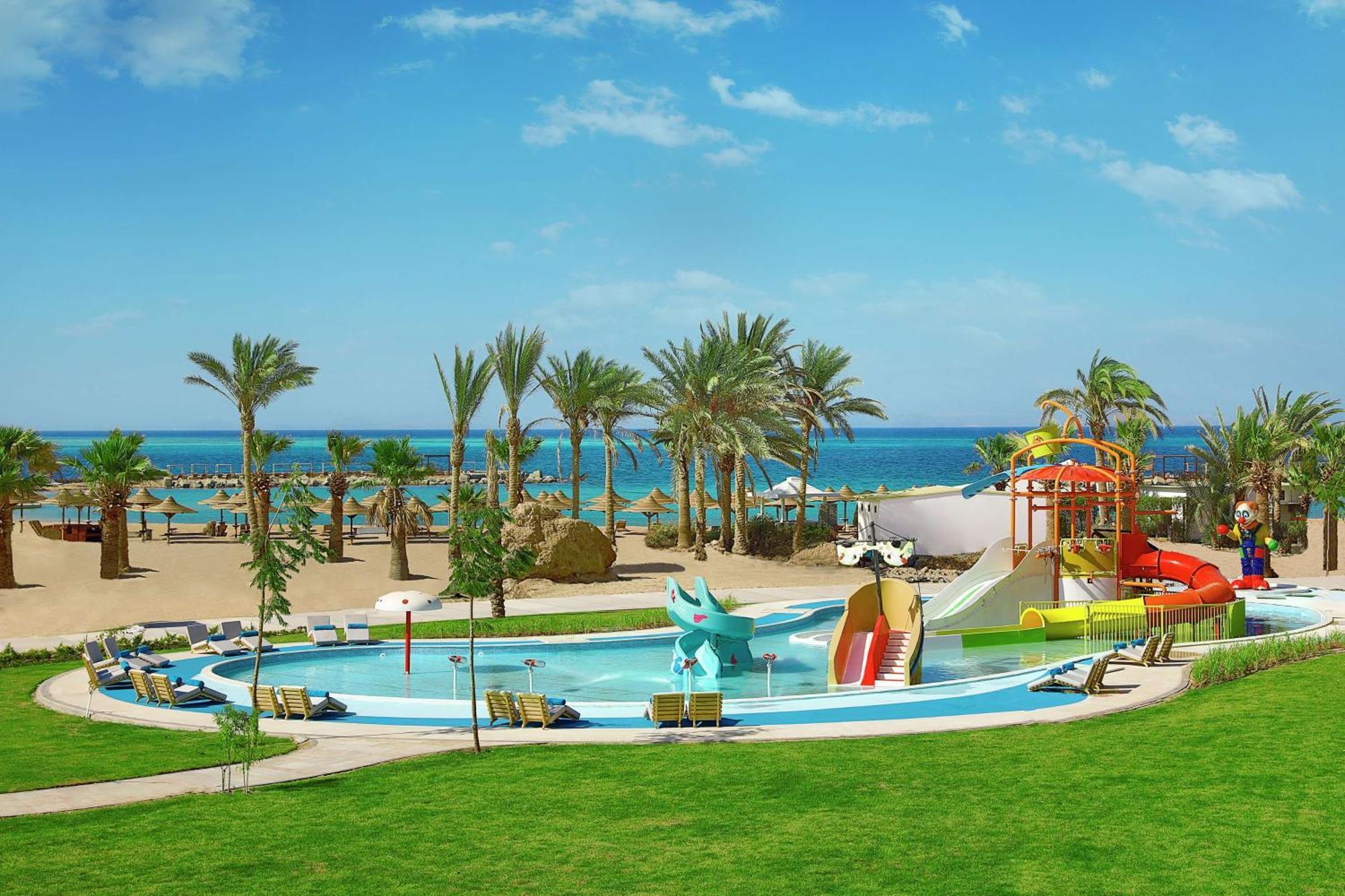 Hilton Hurghada Plaza Hotel Exterior photo